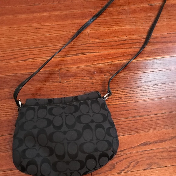 Coach Purse - Picture 2 of 4